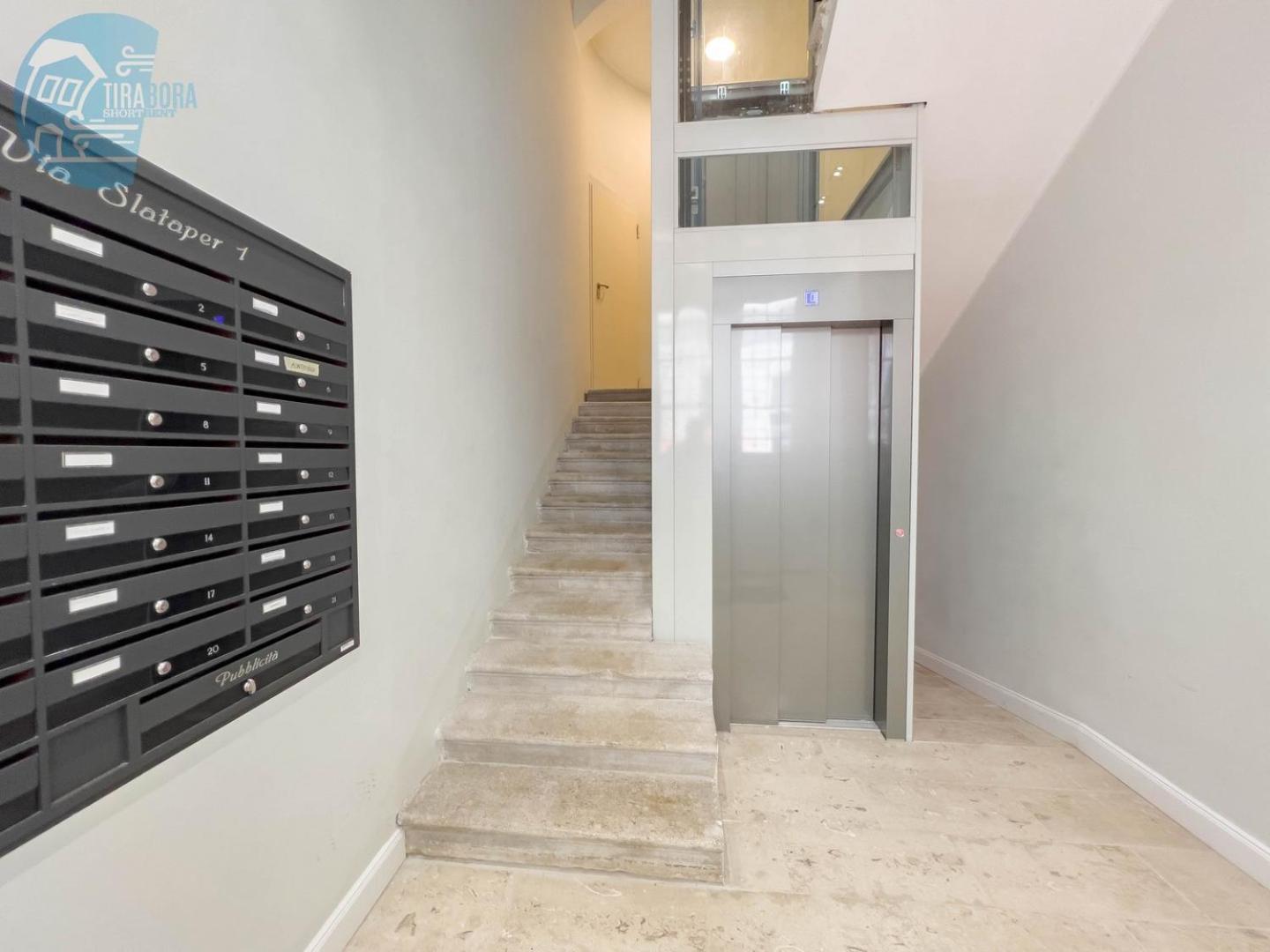 Slataper 11 Tirabora Short Rent Apartment Триест Екстериор снимка